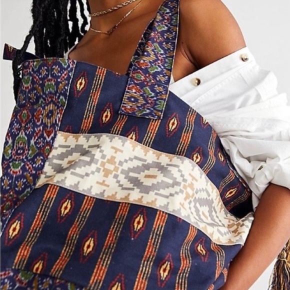 Free People Handbags - Free People Bohemian Patterned Tote Bag